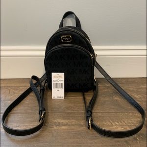 XS Michael Kors Bag!